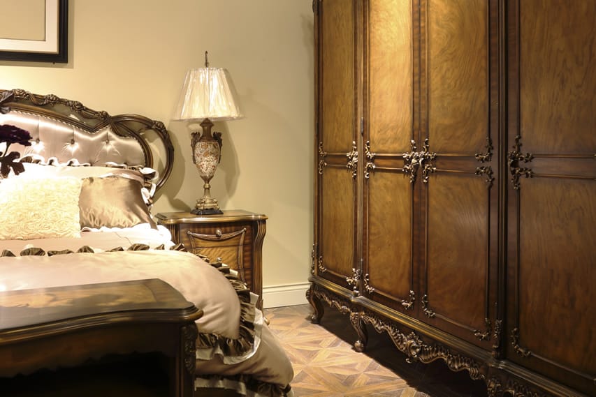 14 Bedroom Wardrobe Designs (Pictures)