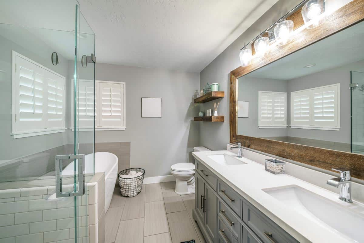 modern craftsman bathroom