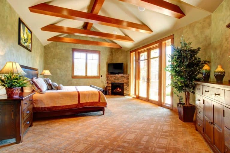 Spanish Style Bedroom (Characteristics & Ideas)