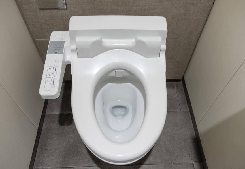 White clean innovation flush toilet